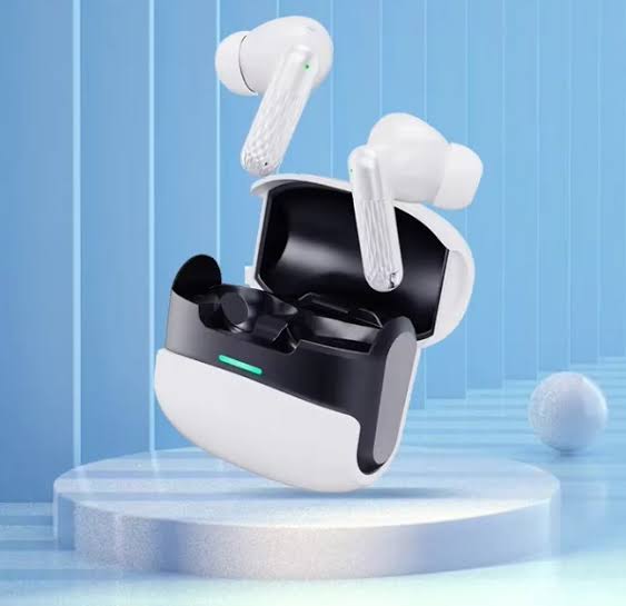 U39 True Wireless Earbuds 🔥 TWS Bluetooth 5.3 with Deep Bass + ENC Calls | Long Battery Life | AuraMobile